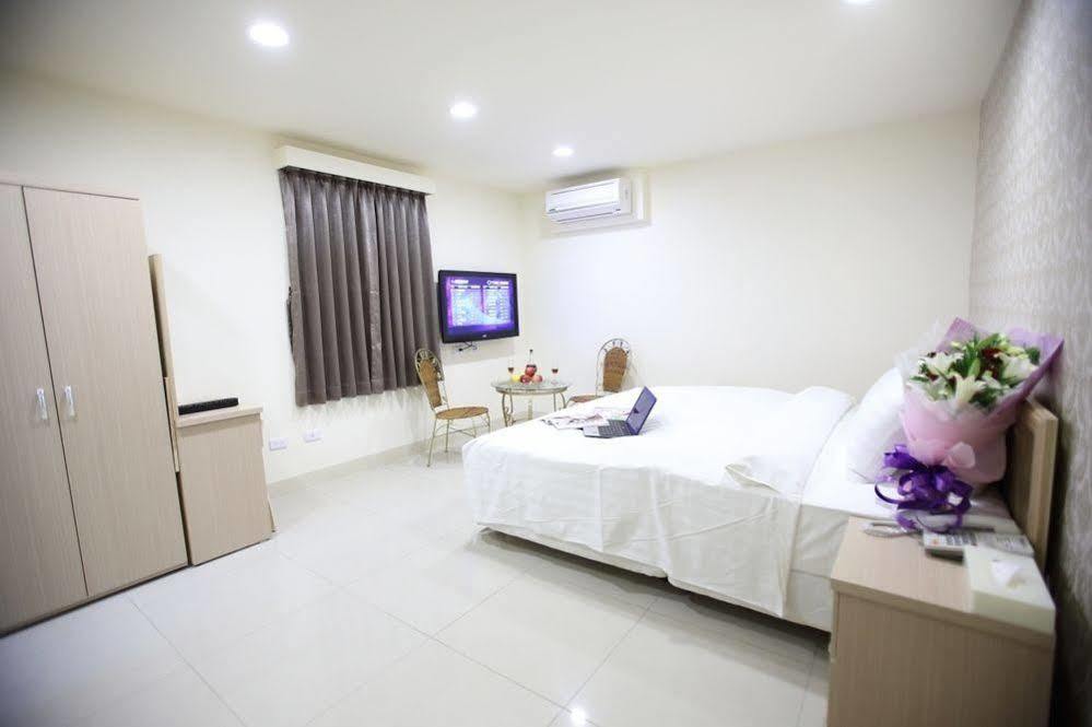 เจเอส โฮเทล-แกลเลอรี โฮเทล Hotel จงลี่ ภายนอก รูปภาพ